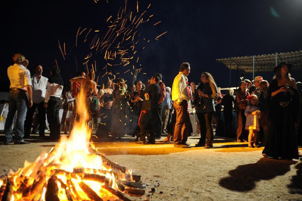 Ambiance feu de camp - Arles Events